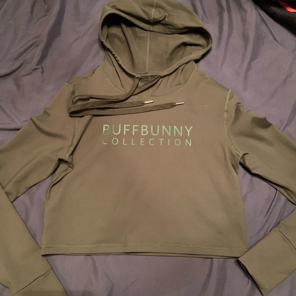 Buffbunny crop hoodie basil medium